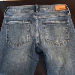 Size 2 reg, skinny, mid-rise, Express jeans